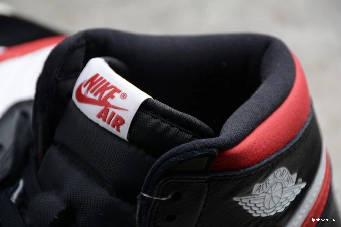 Air 555088-061 'Gym Retro High Og - 1 Jordan Red' 0925
